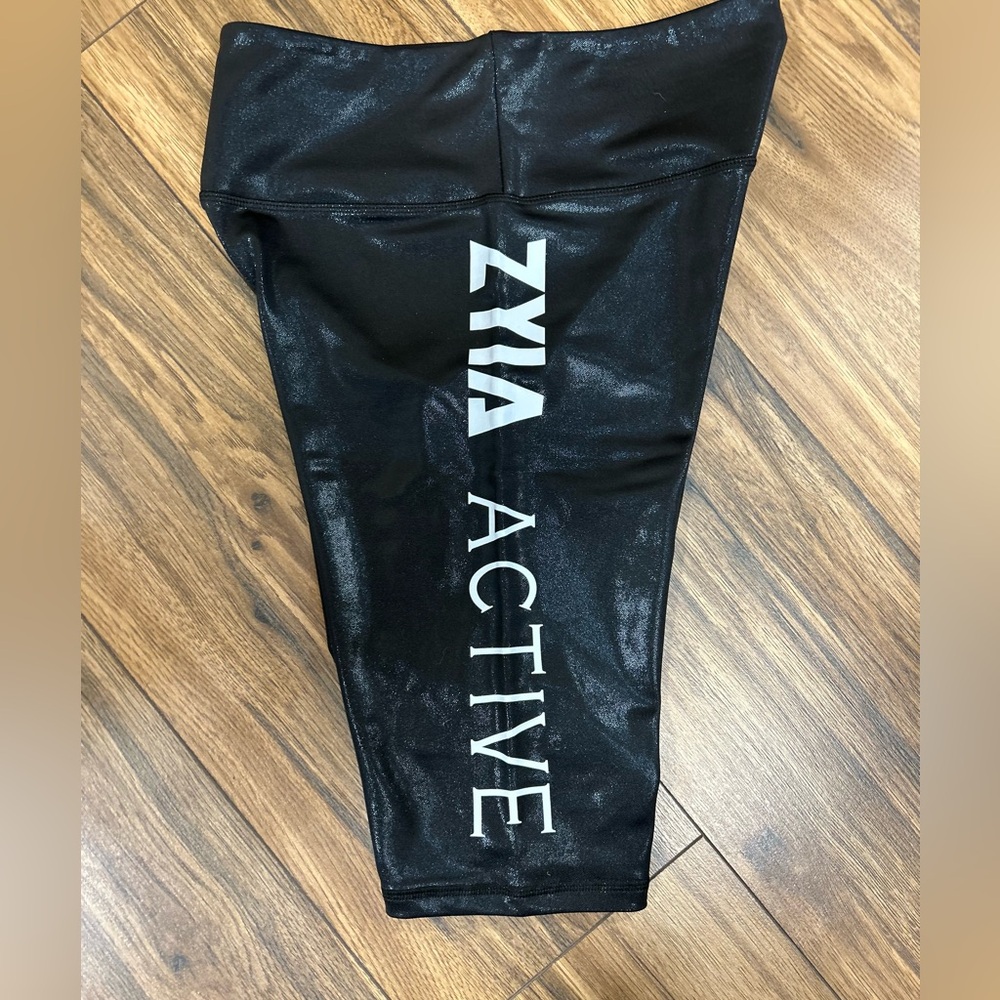 ZYIA Active Black Bermuda Shorts